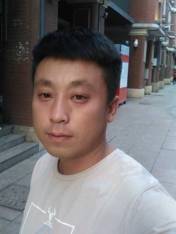 冰冷的心的第一张照片--长春残疾人相亲网